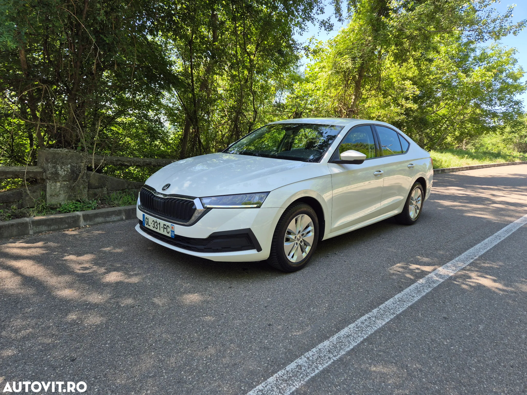 Skoda Octavia 2.0 TDI DSG Ambition - 28