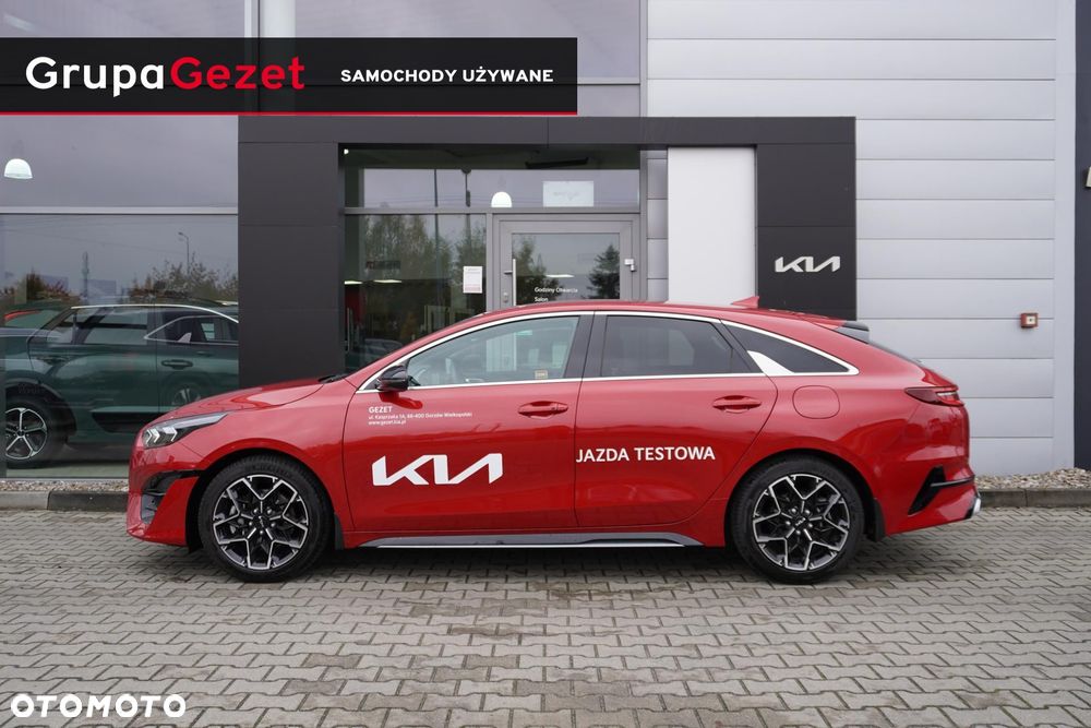 Kia ProCeed - 11