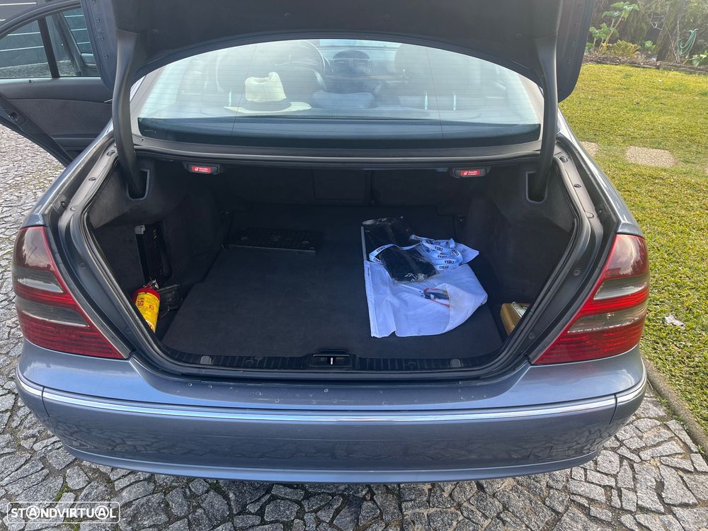 Mercedes-Benz E 220 CDI Avantgarde - 17