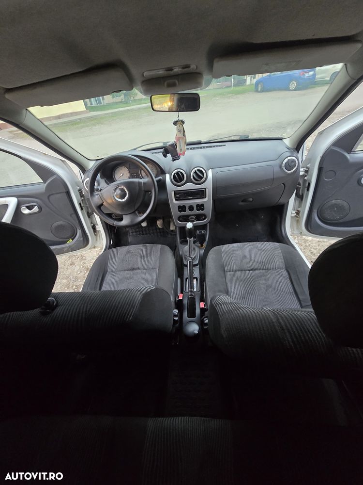 Dacia Logan 1.2 Laureate - 20