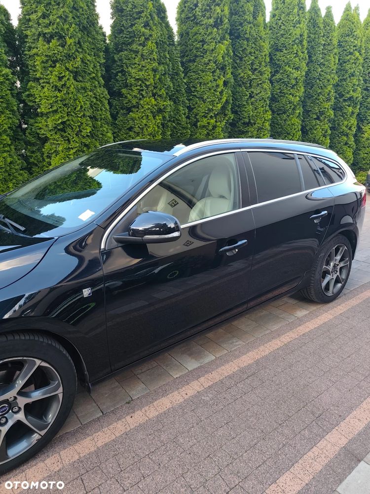 Volvo V60 D4 Drive-E Ocean Race - 3