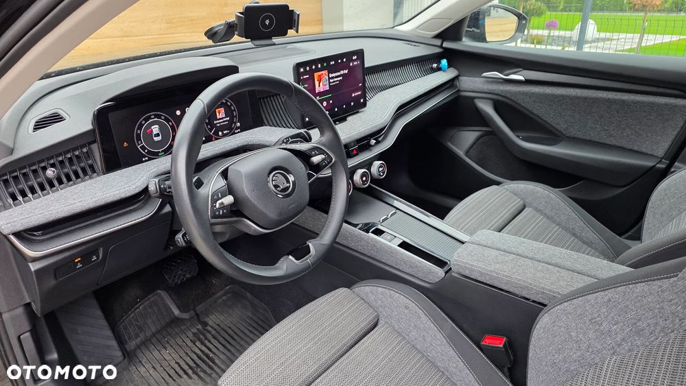 Skoda Superb 1.5 TSI mHEV Selection DSG - 22