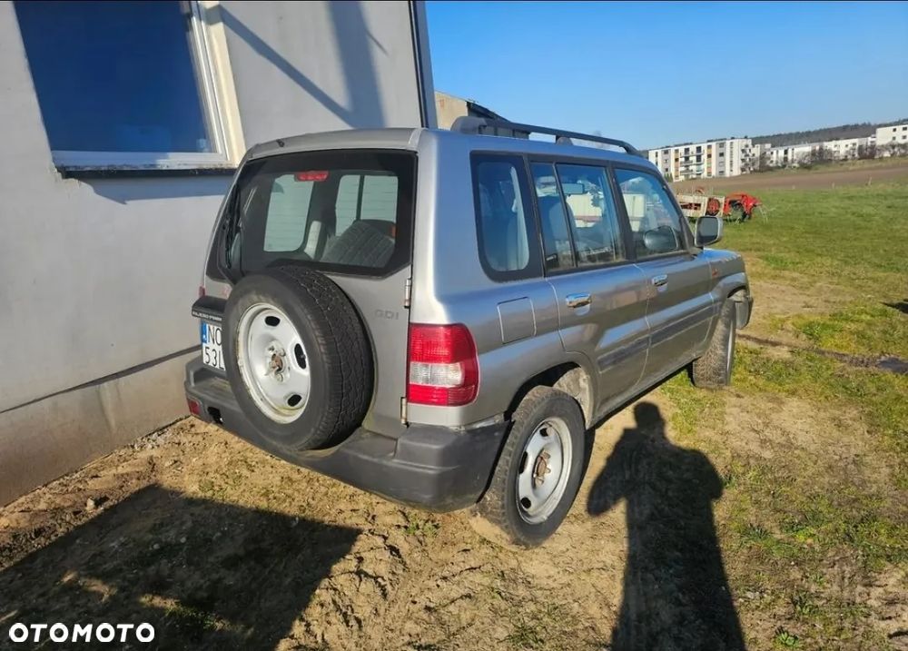 Mitsubishi Pajero Pinin 1.8 - 6
