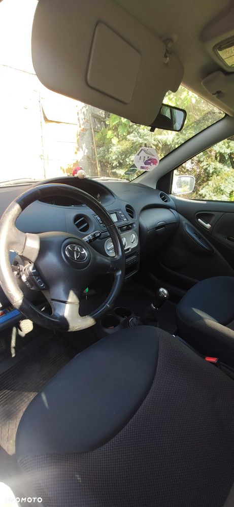 Toyota Yaris - 3
