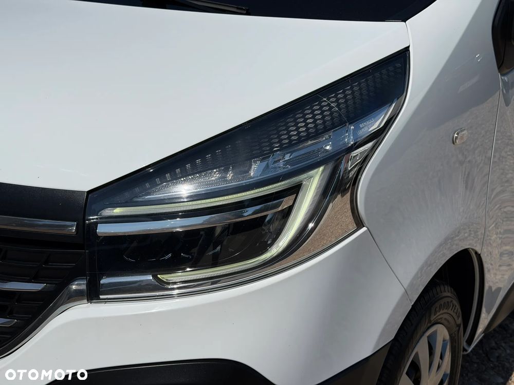 Renault Trafic - 14