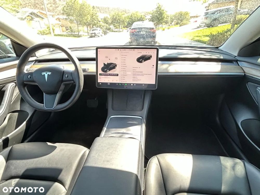 Tesla Model 3 Standard Reichweite Plus Hinterradantrieb - 6