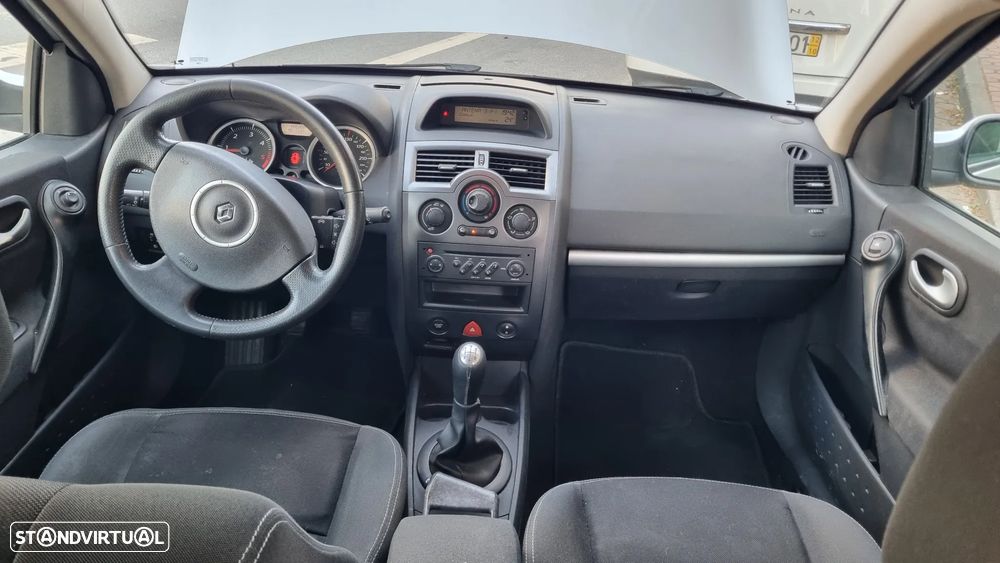 Renault Mégane Break 1.5 dCi Extreme - 6