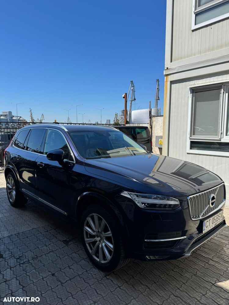 Volvo XC 90 - 1