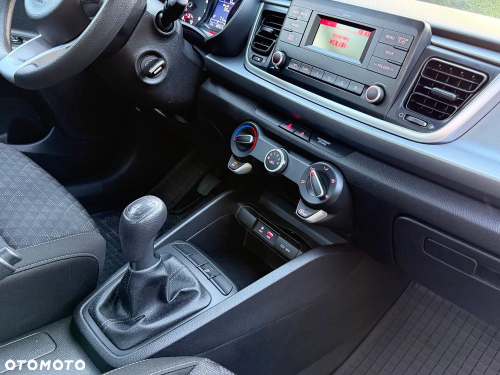 Kia Rio 1.4 M - 27