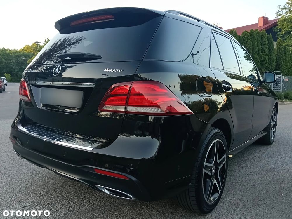 Mercedes-Benz GLE - 23