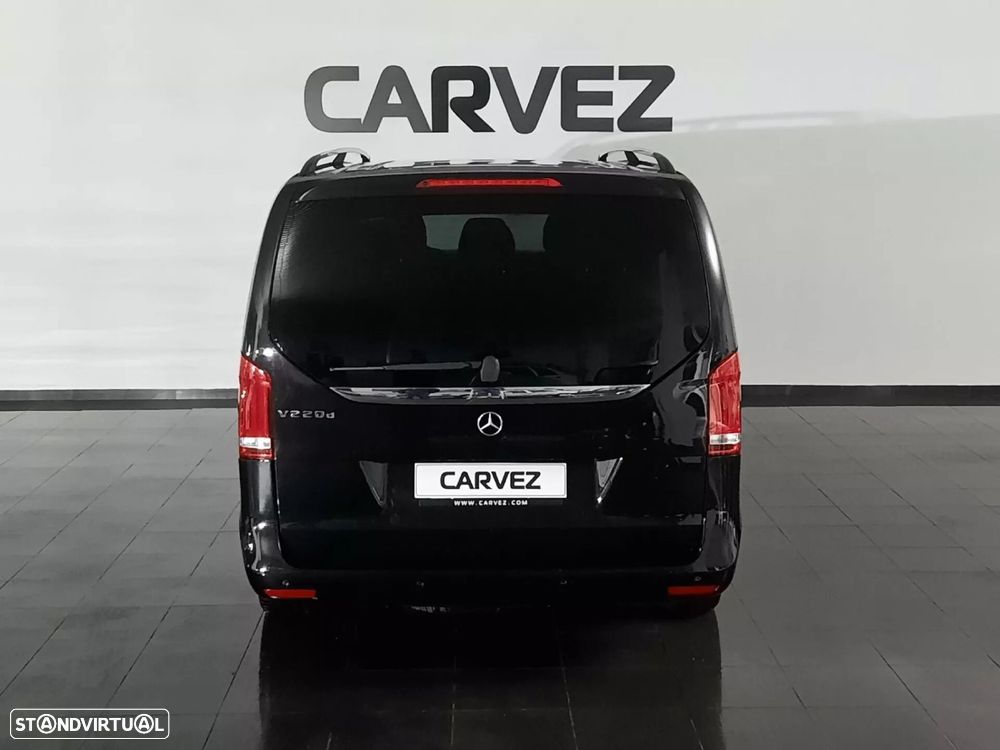 Mercedes-Benz V 220 - 4