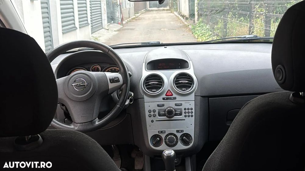 Opel Corsa 1.4 Selection - 4