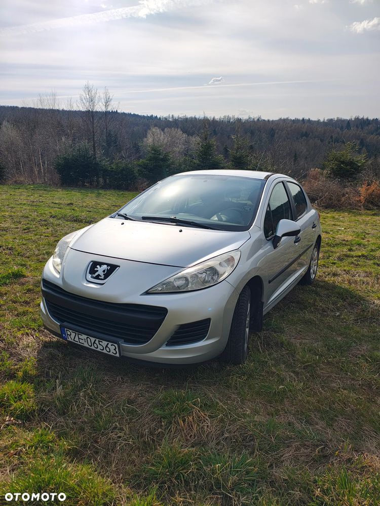 Peugeot 207 1.4 HDi Trendy - 1