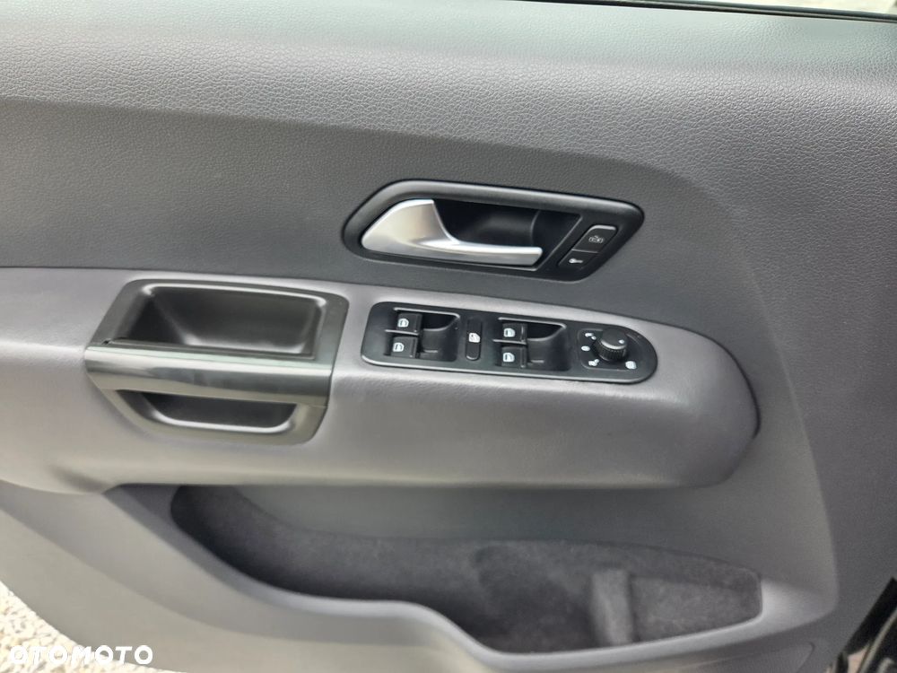 Volkswagen Amarok 2.0 BiTDI Autm Highline - 28
