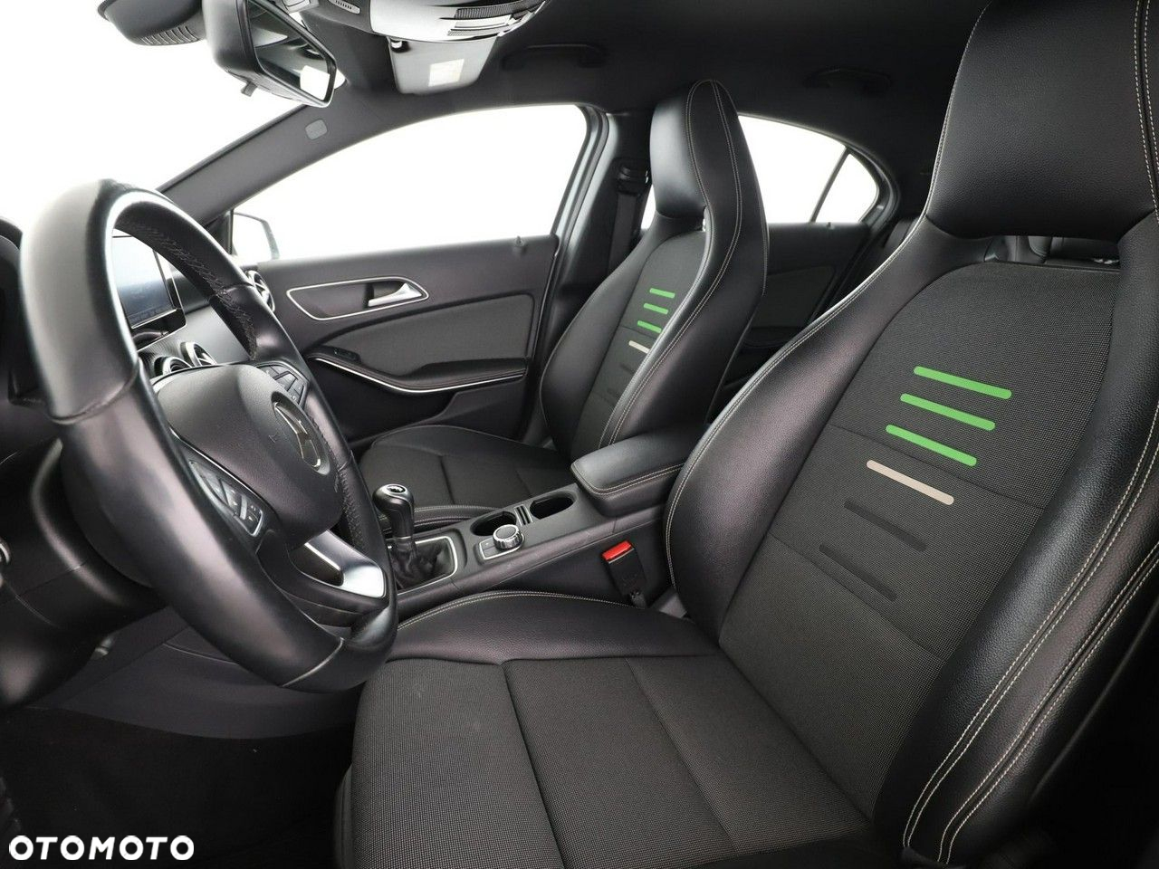 Mercedes-Benz Klasa A 180 (BlueEFFICIENCY) Style - 9