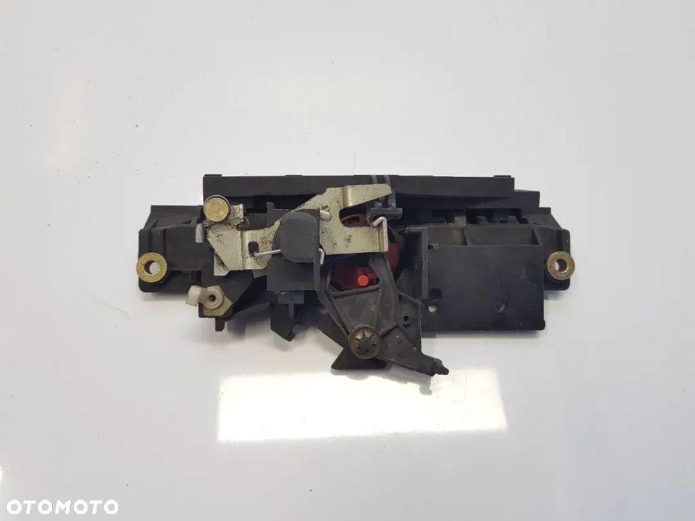 mechanizm Zamka klapy Audi A6c5 809827565 4b0827565 - 2
