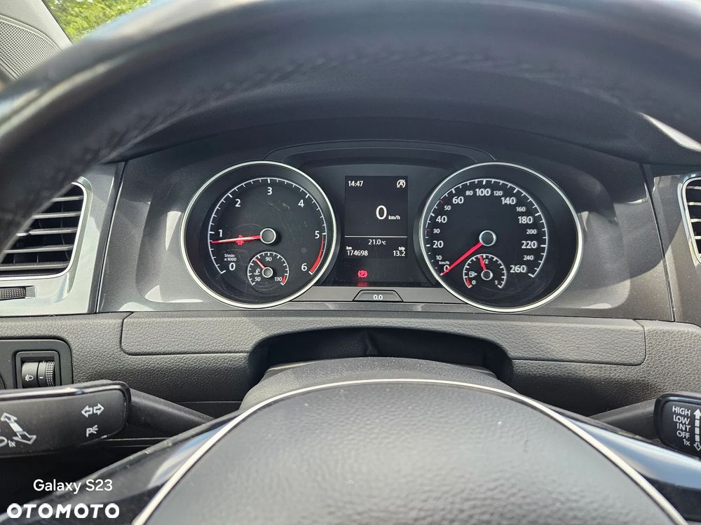 Volkswagen Golf 1.6 TDI BlueMotion Trendline - 8