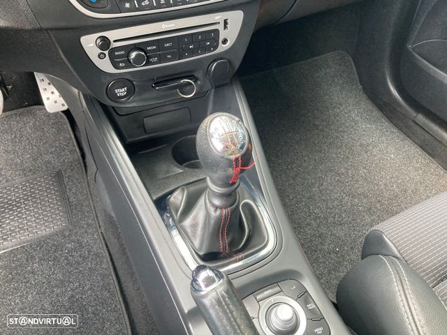 Renault Mégane Coupe - 21