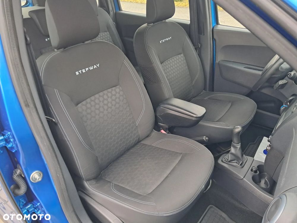 Dacia Lodgy TCe 115 Stepway - 24