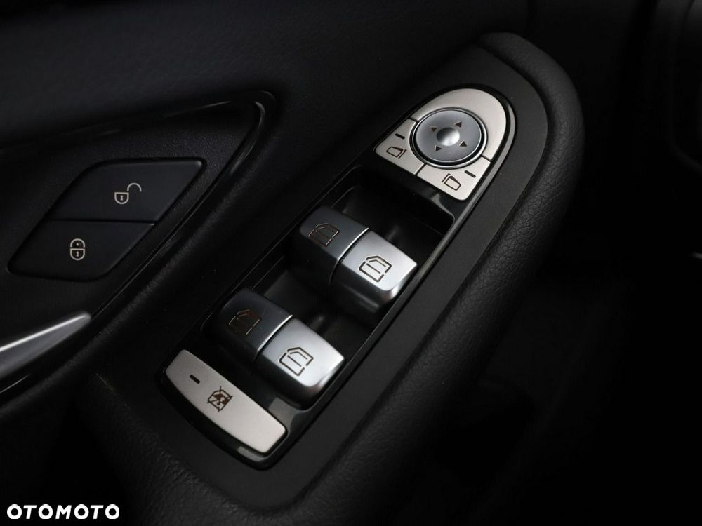 Mercedes-Benz Klasa C 220 d 9G-TRONIC Avantgarde - 36