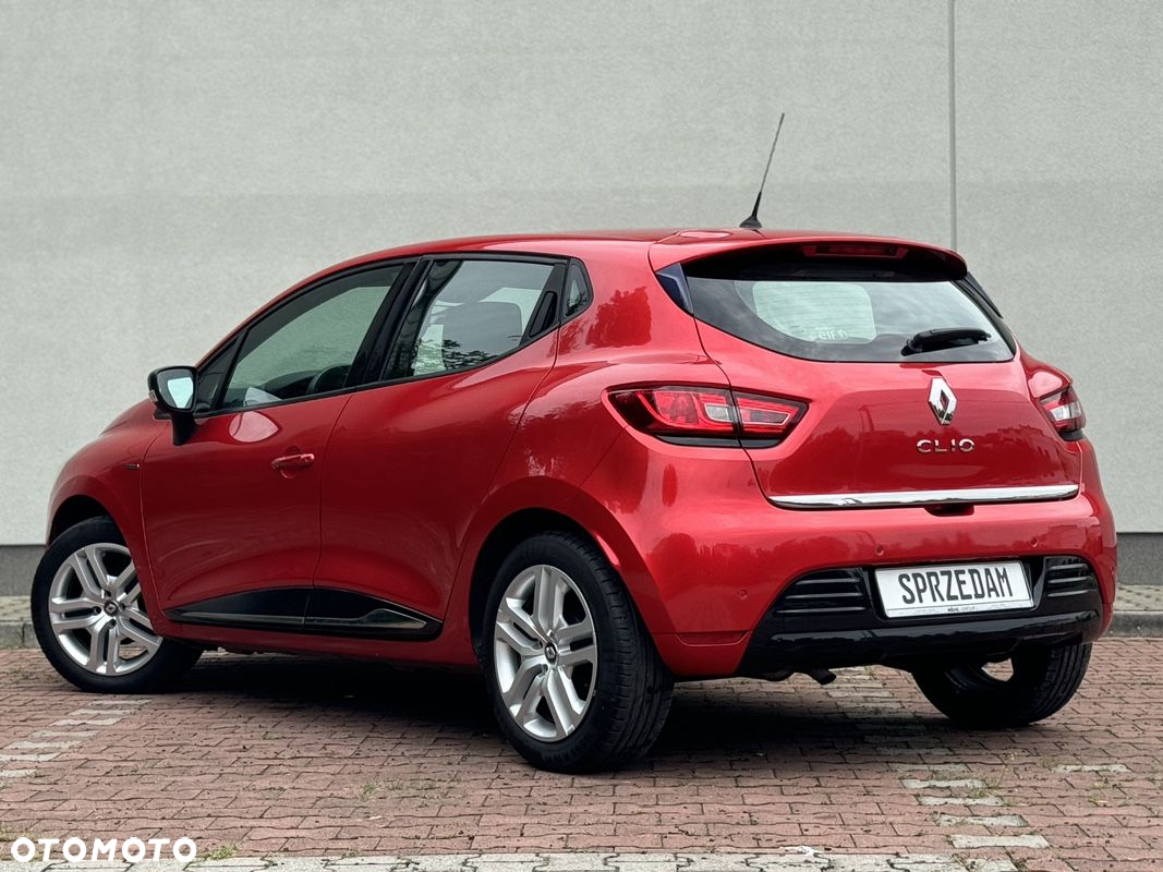 Renault Clio 1.2 16V 75 LIMITED - 3