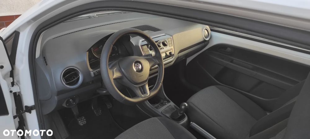 Volkswagen up! beats - 9