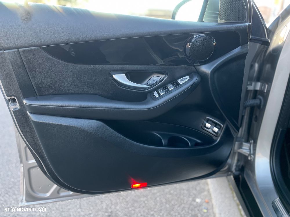 Mercedes-Benz GLC 300 - 29