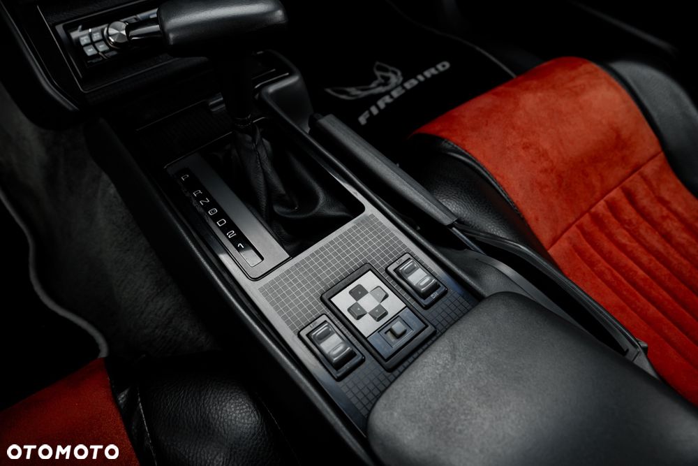 Pontiac Firebird - 23