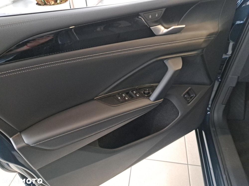 Volkswagen Tiguan - 10