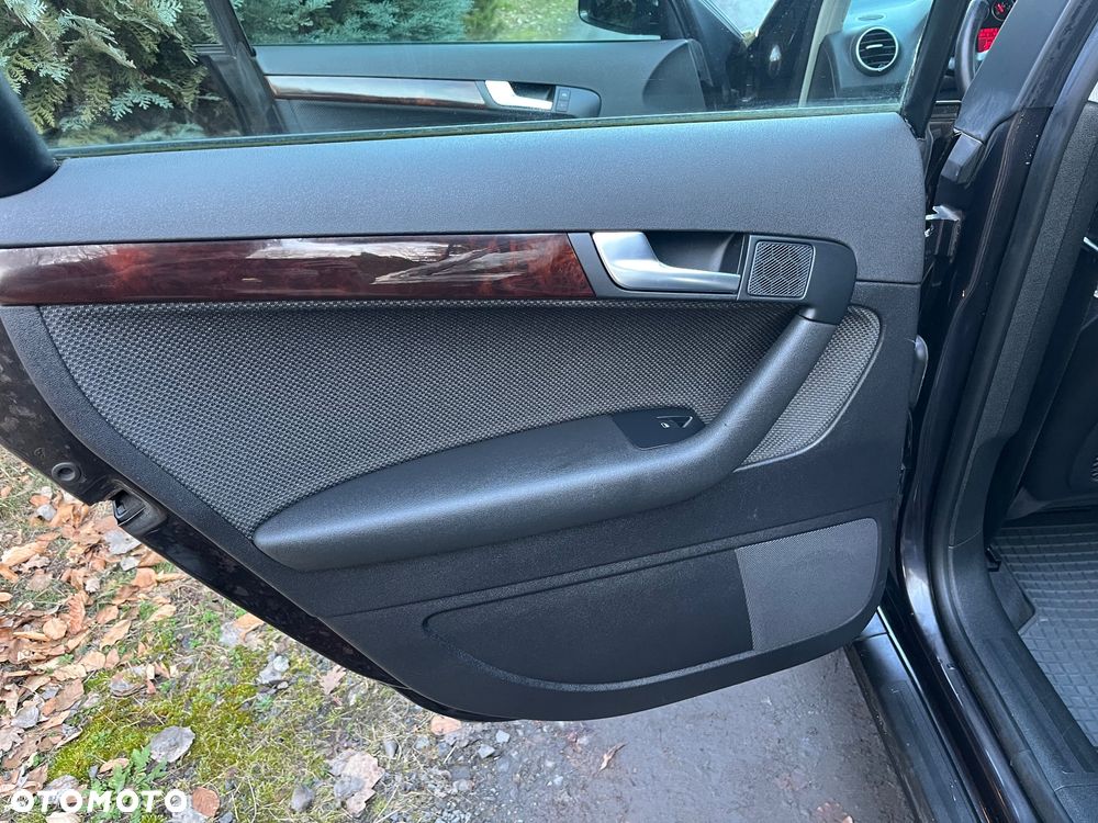 Audi A3 Sportback 2.0 TDI DPF Quattro Ambiente - 23