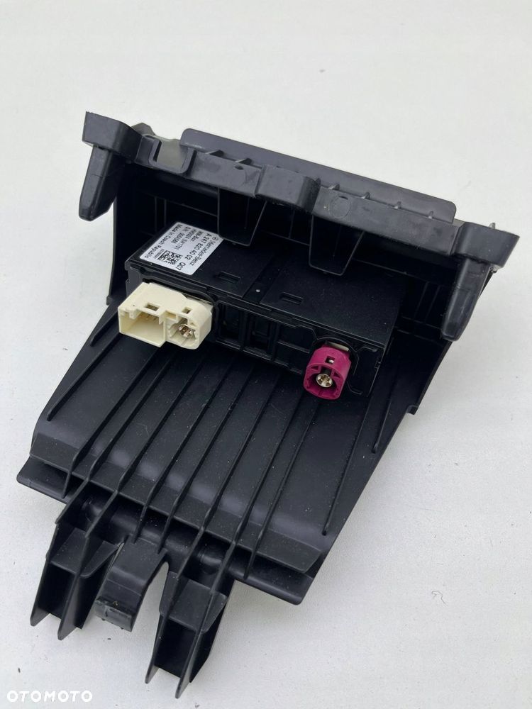 MERCEDES W177 W118 GNIAZDO PANEL USB A2478204002 - 2