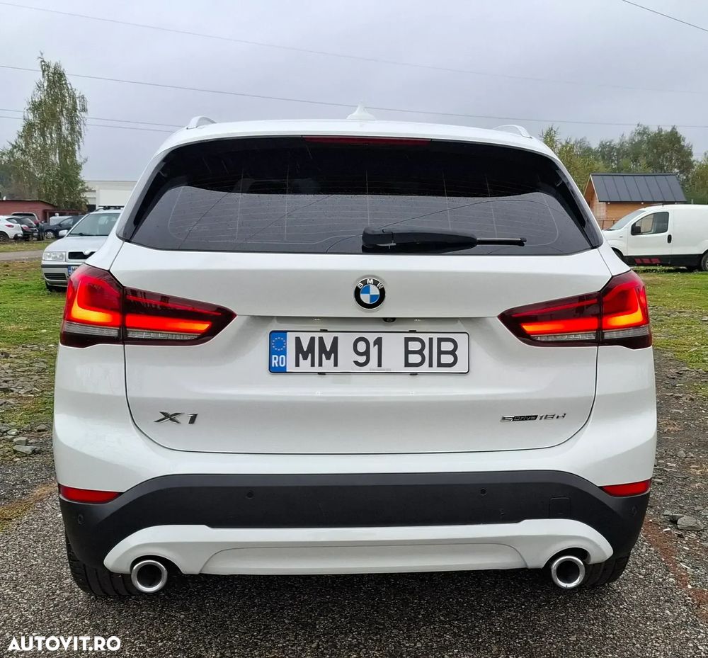 BMW X1 sDrive18d Aut. Sport Line - 7