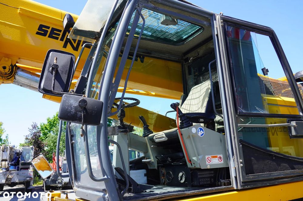 Sennebogen 630 Dźwig terenowo-szosowy / Zasięg 30 m / Udźwig 30 t / 4 szt - 23