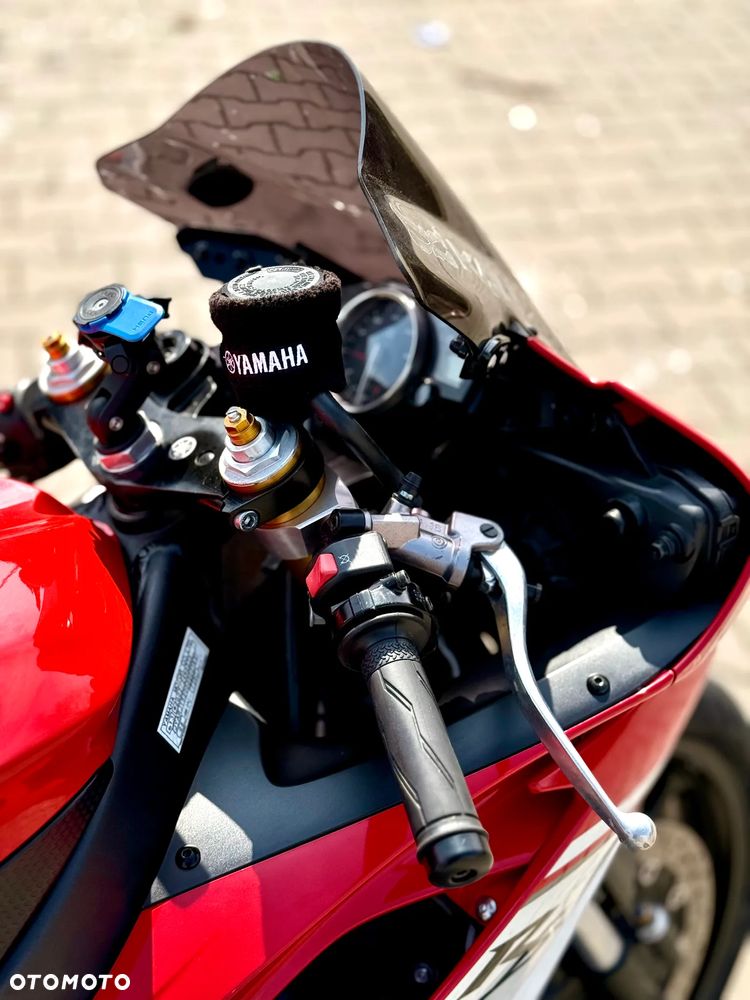 Yamaha R6 - 18