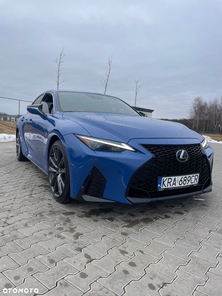 Lexus IS - 13