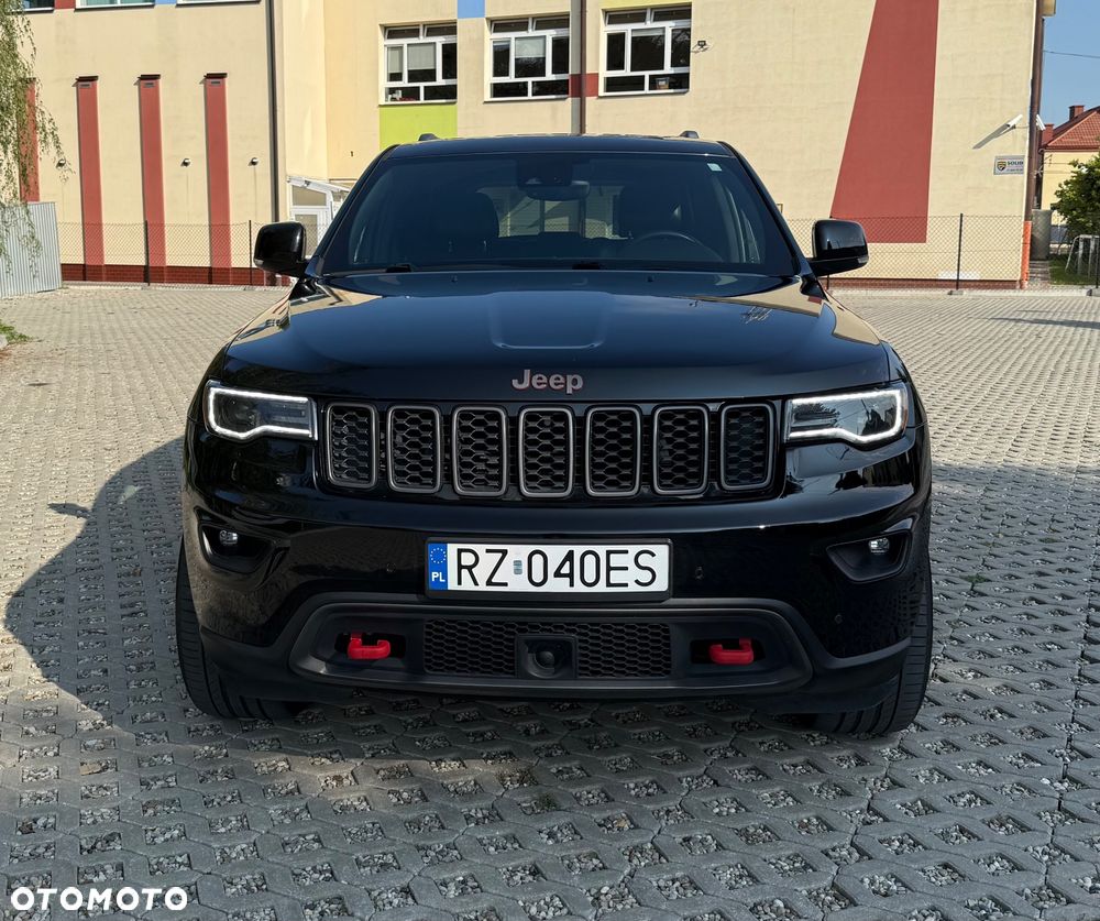 Jeep Grand Cherokee - 4