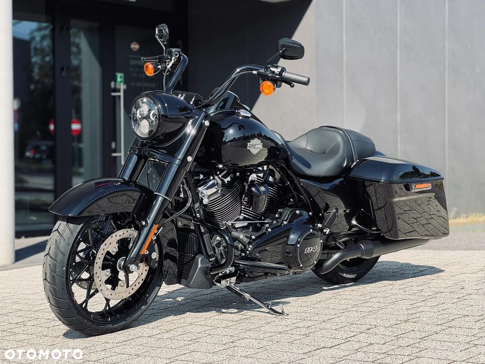 Harley-Davidson Touring Road King - 16