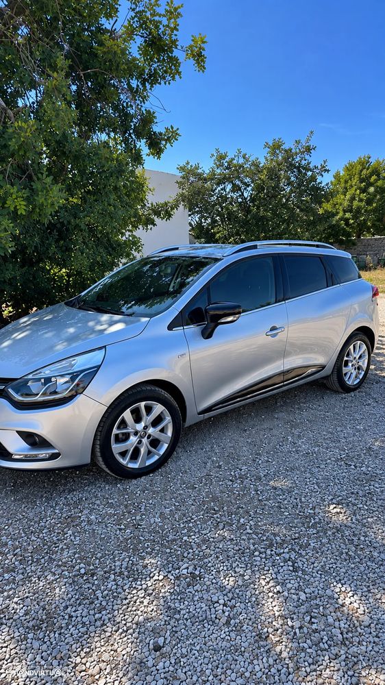 Renault Clio - 2