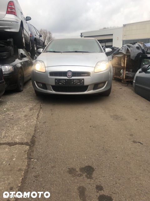 FIAT BRAVO II DRZWI TYŁ LEWE PRAWE - 1