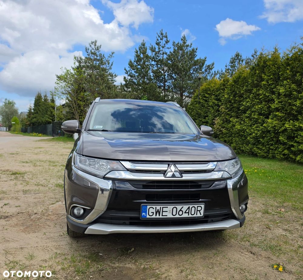 Mitsubishi Outlander 2.0 Instyle + 4WD CVT - 4