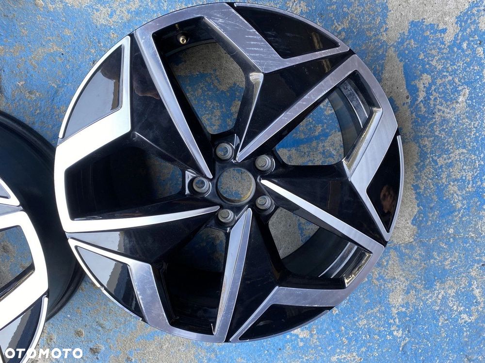 FELGI ALUMINIOWE FELGA ALUMINIOWA VW ID3 ID 3 7,5JX19 ET50 KOMPLET 10A601025H - 8