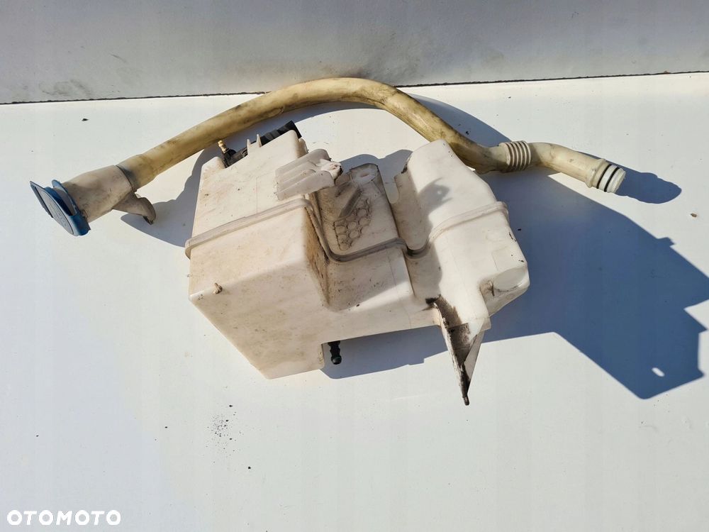 VW T5 zbiorniczek płynu spryskiwaczy pod XENON - 2