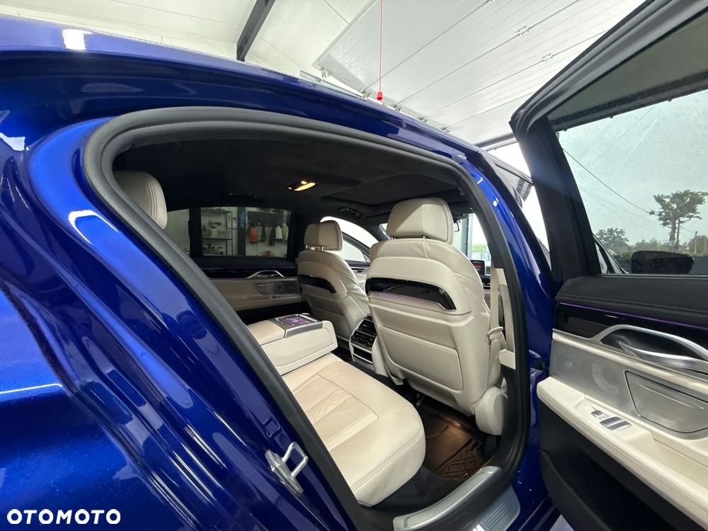 BMW Seria 7 750d xDrive sport - 21