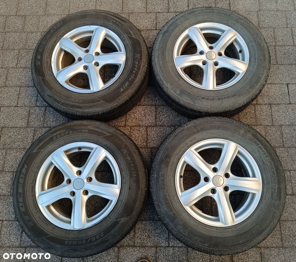 Suzuki Grand Vitara 2.0 - 11