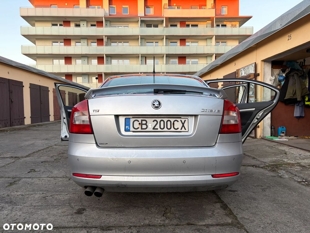 Skoda Octavia 1.8 TSI Family Plus - 5