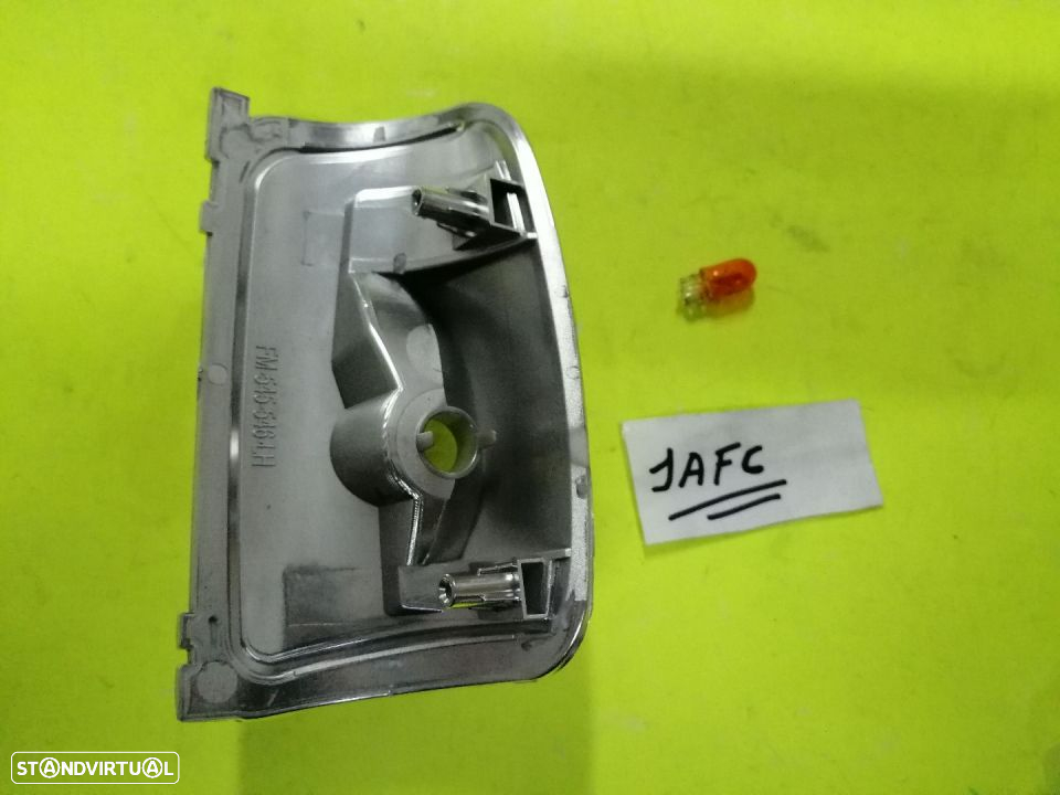Farolins pisca do espelho Ford Transit 2014-- NOVOS - 2