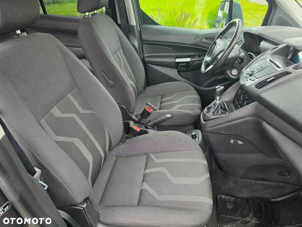 Ford Tourneo Connect - 10