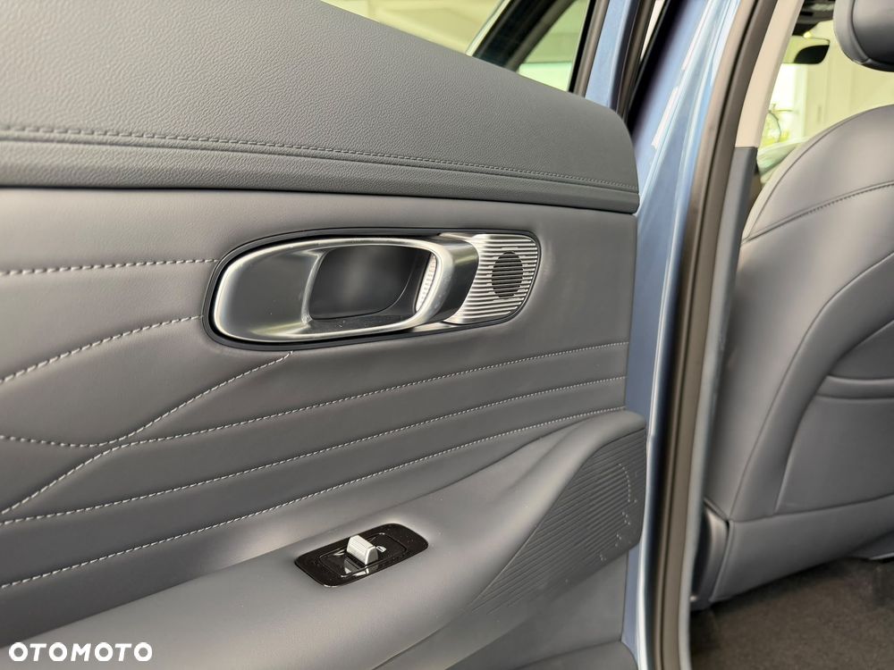 Geely Starray - 23