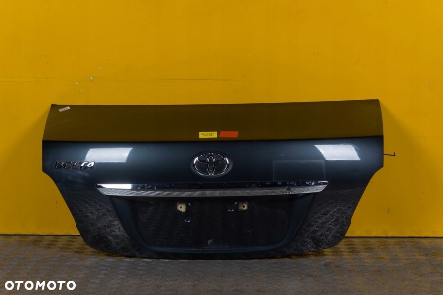 TOYOTA YARIS SEDAN II 2006- KLAPA BAGAŻNIKA TYŁ
