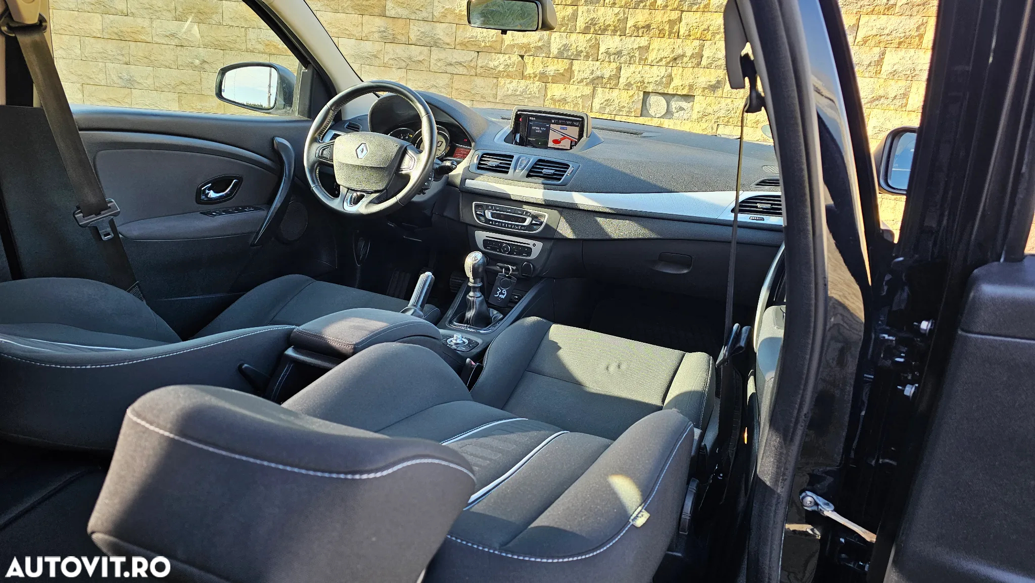 Renault Megane Grandtour ENERGY TCe 130 BOSE EDITION - 16